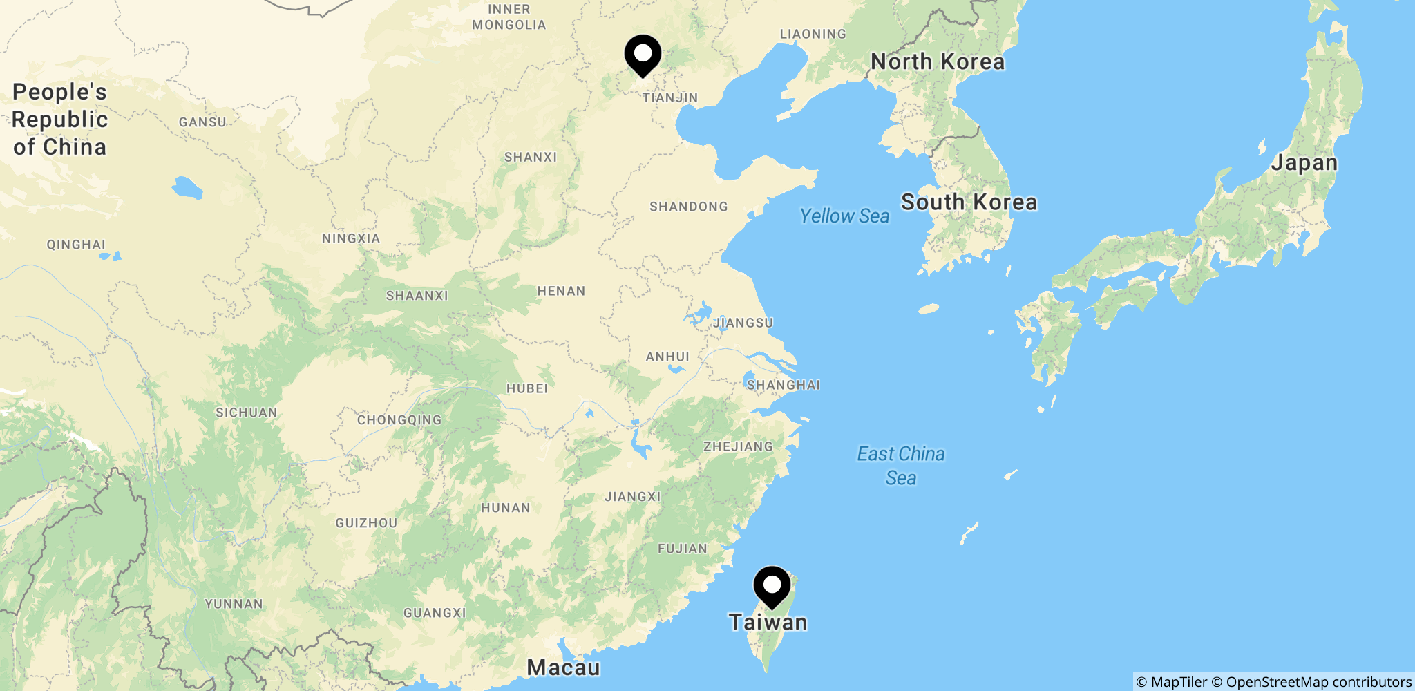 Kortet viser Beijing og Taiwan som centrale geografiske referencer i historien.