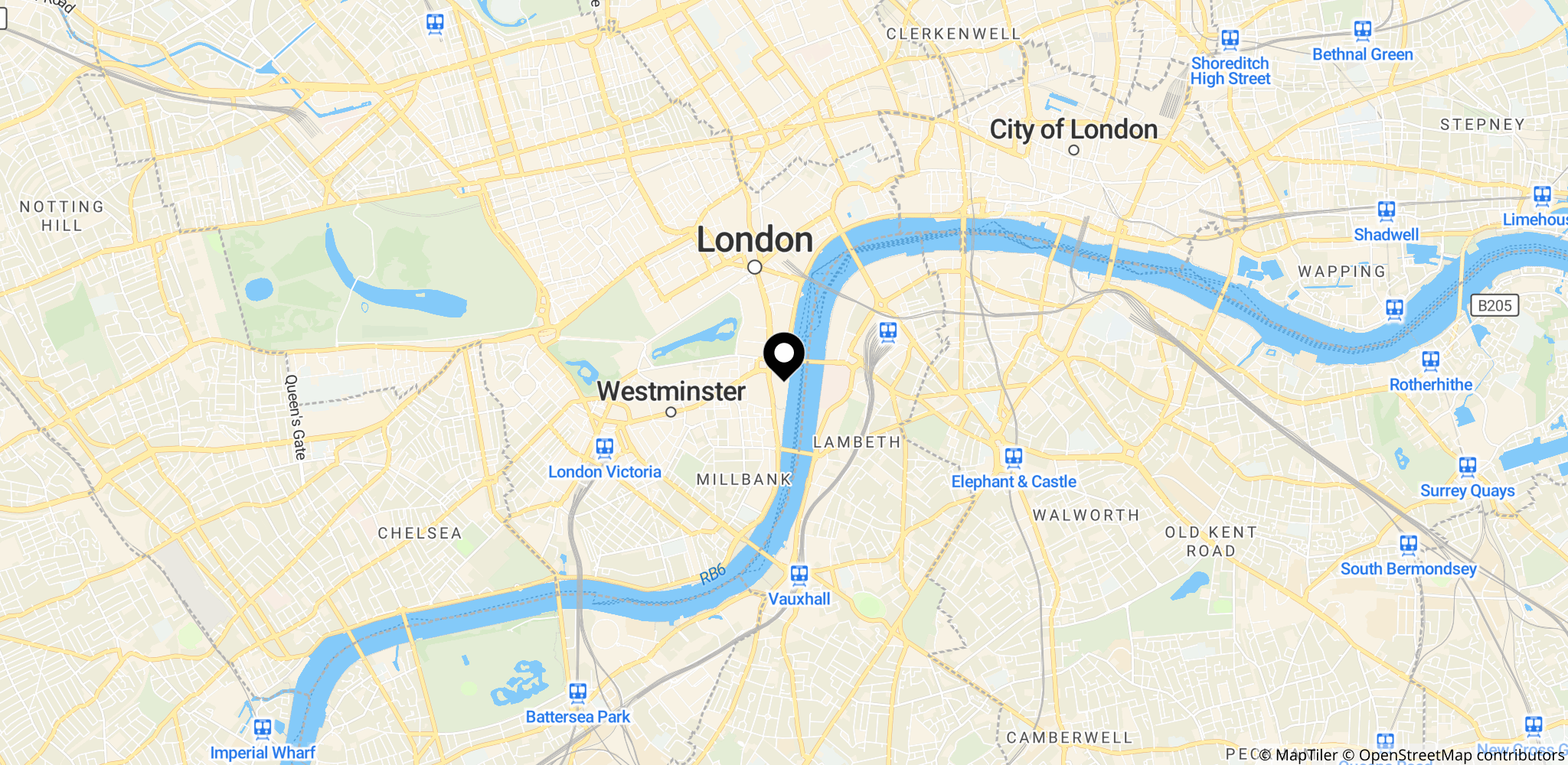 Parlamentets placering i Westminster, London, som kontekst for Farage-sagen om donationer og regler