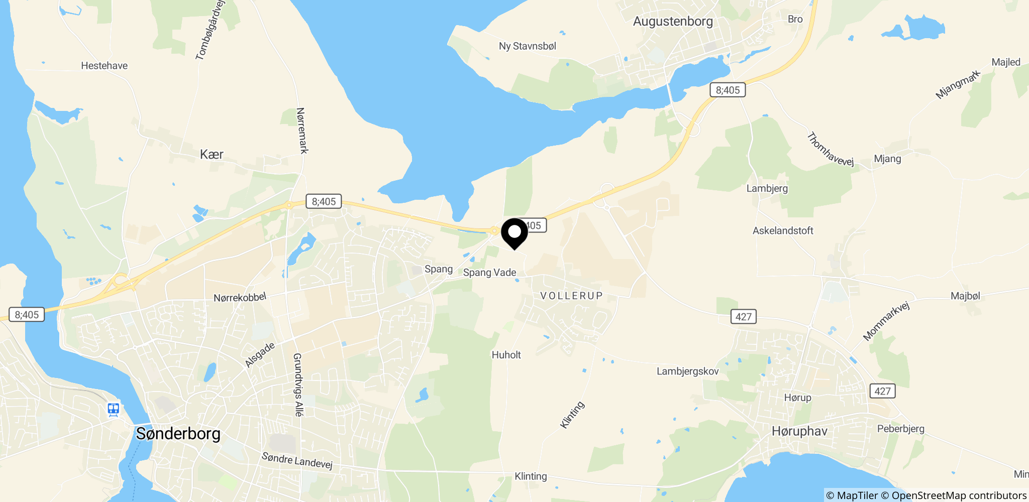 Brandsted på Madehusvej i Sønderborg, hvor branden opstod og røgen steg til vejrs