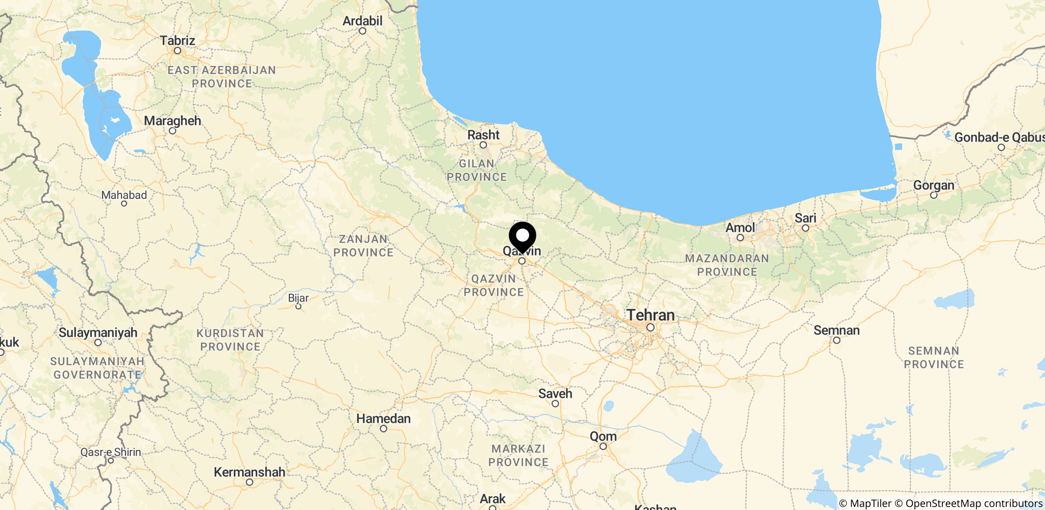 Iran og Persiske bugt, en central region for olieeksport og handel, som understreger energirisikoen i historien.