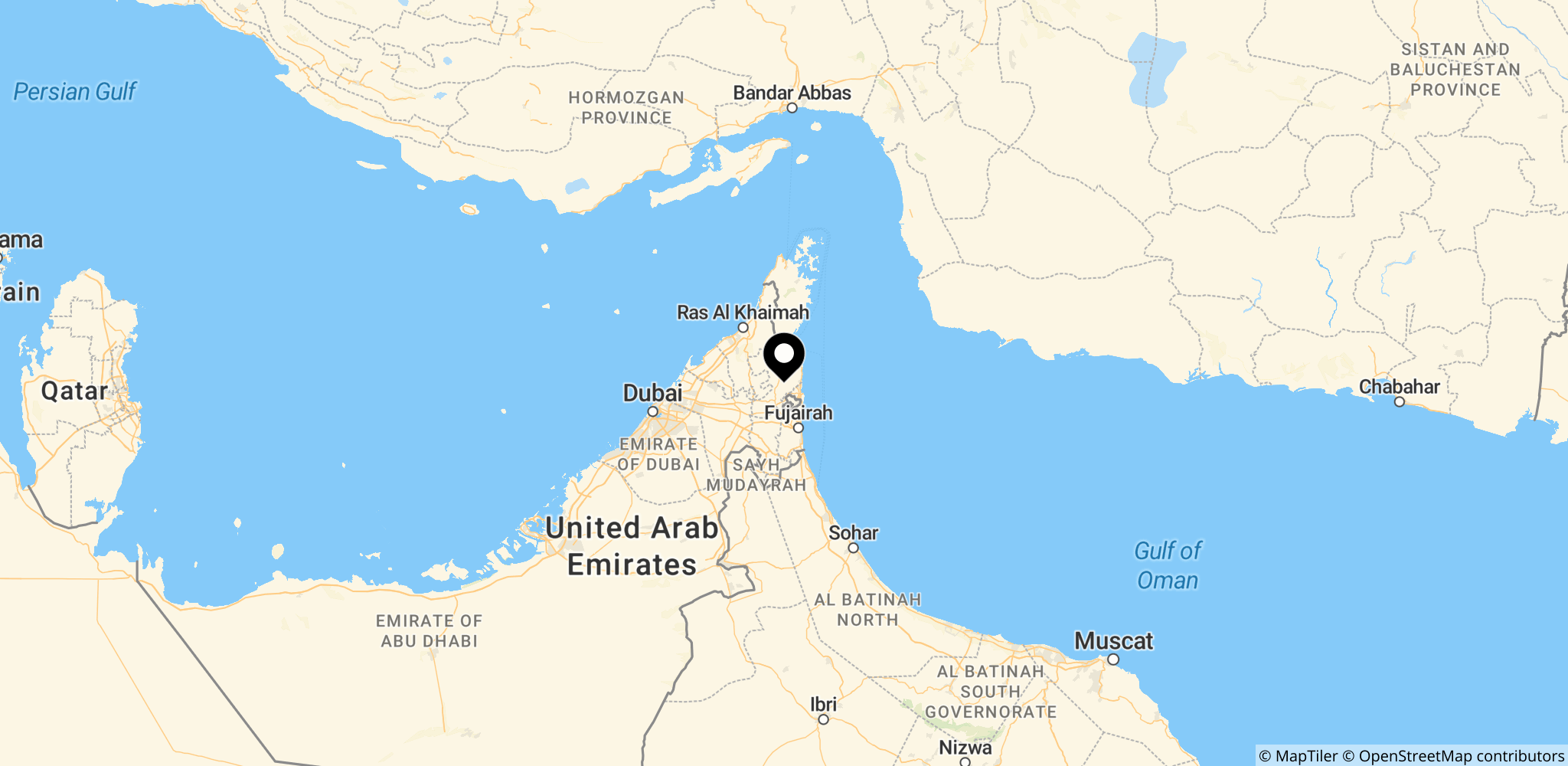 Området omkring Fujairah ved Den Persiske Golf i De Forenede Arabiske Emirater, tæt ved Hormuz-strædet, hvor det kaprede fartøj blev set nordøst for byen.